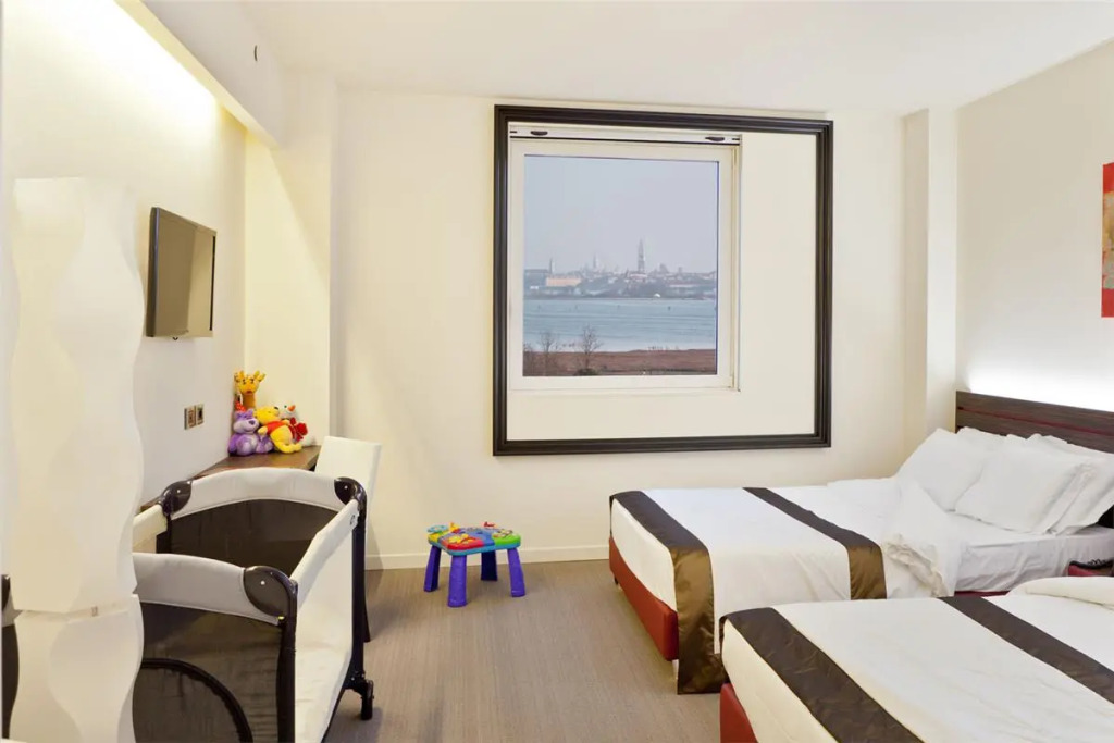 Antony Hotel - Venice Airport