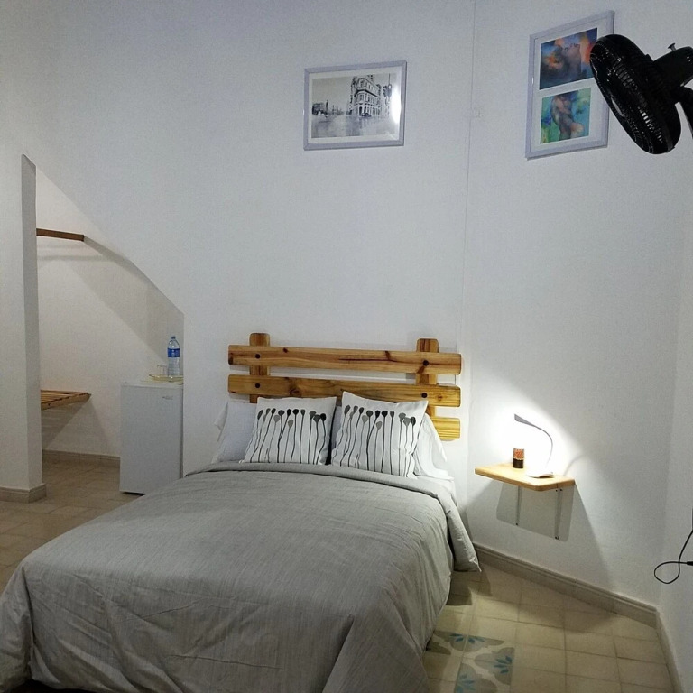 Hostal Escobar 206
