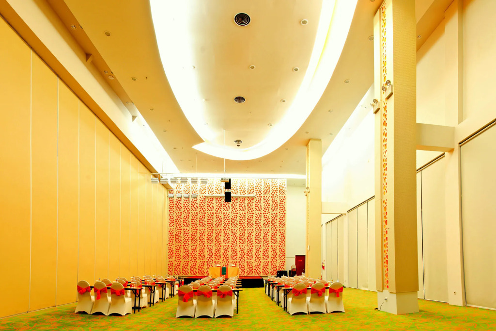 HARRIS Hotel Batam Center