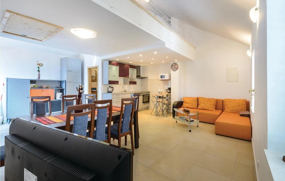 Beautiful Home in Blato With Wifi and 2 Bedrooms