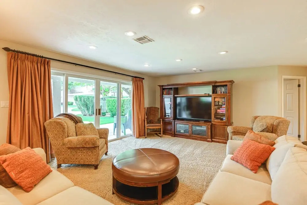 Golf Getaway 5 Mi to Dtwn: Las Palmas Resort Condo