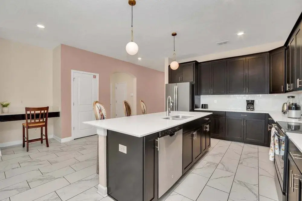 1573fd · Beautiful 6Br Villa/ Near Clubhouse