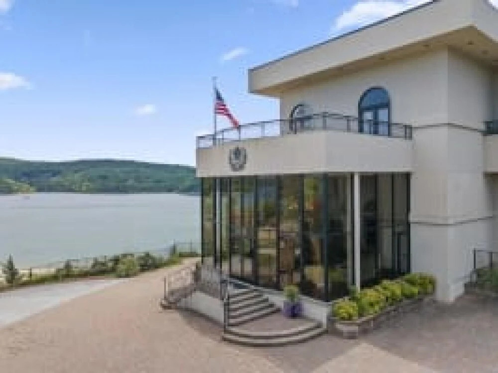 1 Bedroom Lake View Villa- 304