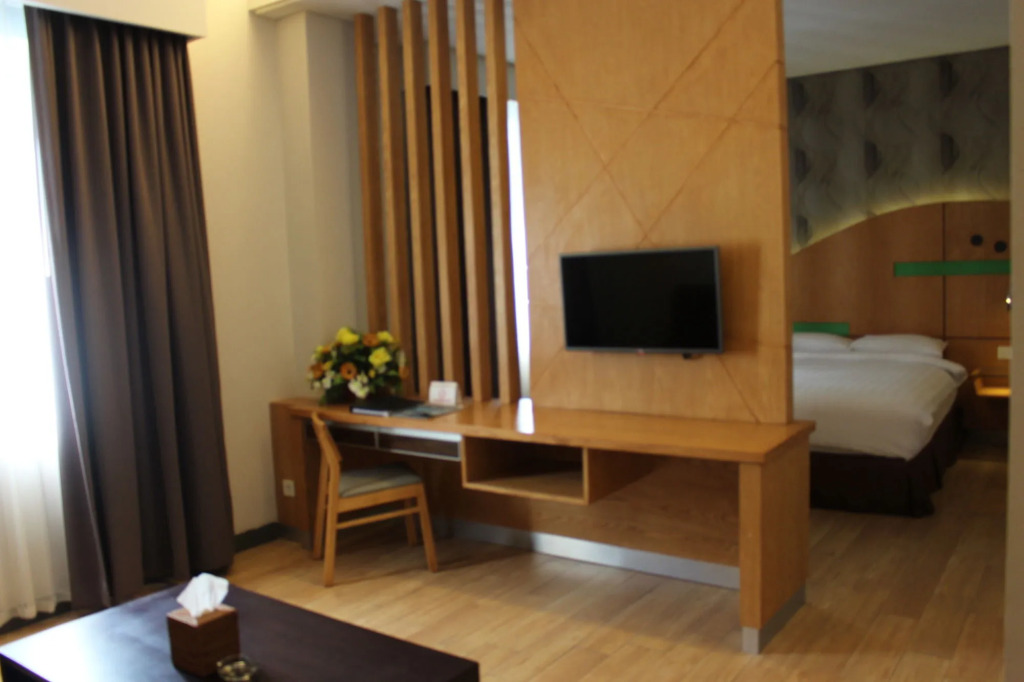 ILLIRA Lite Praya Lombok