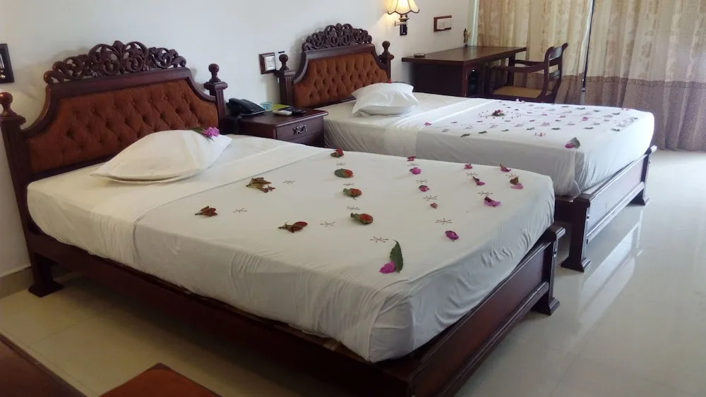Sarathchandra Tourist Guest House