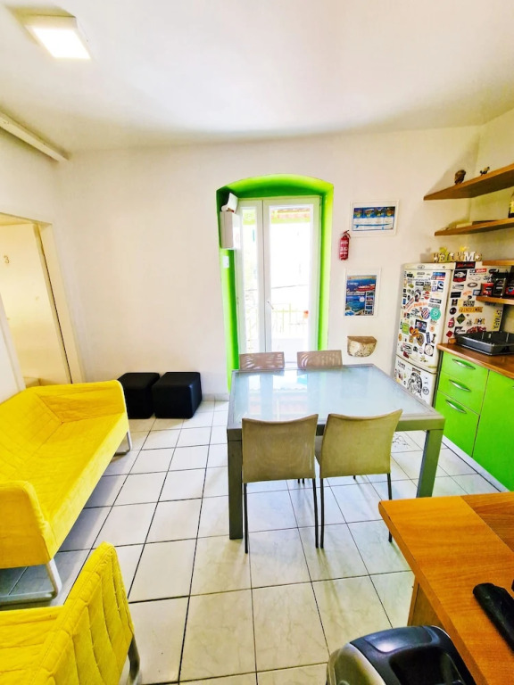 Croparadise Hostel