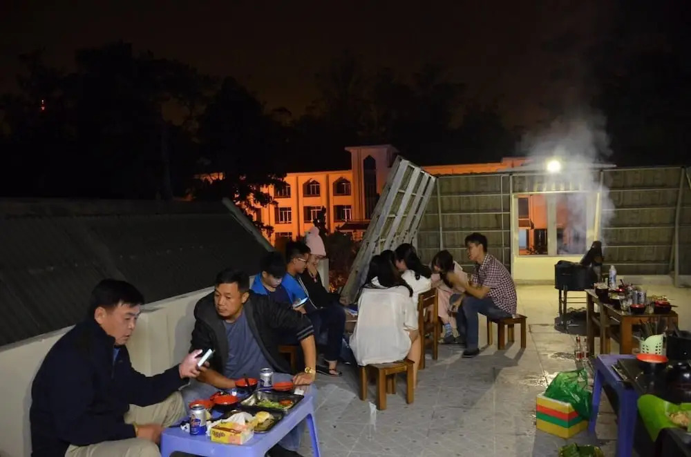 Street View Hotel & Apartment