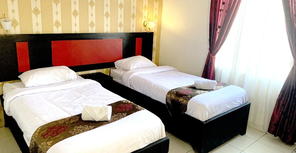 Grand Bayu Hill Hotel