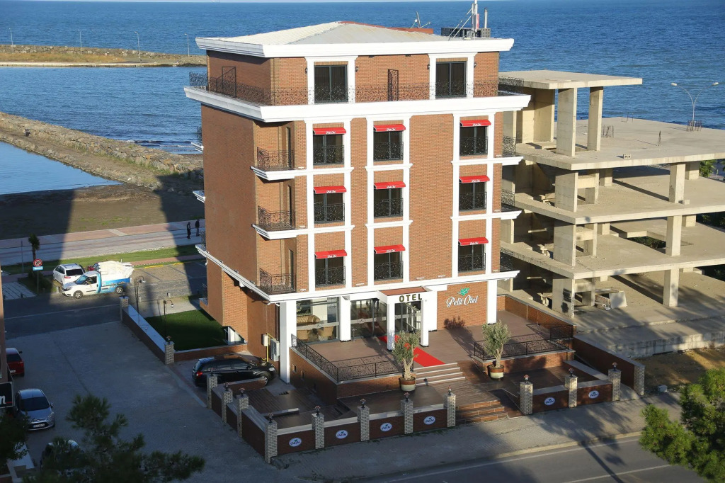 Pelit Otel