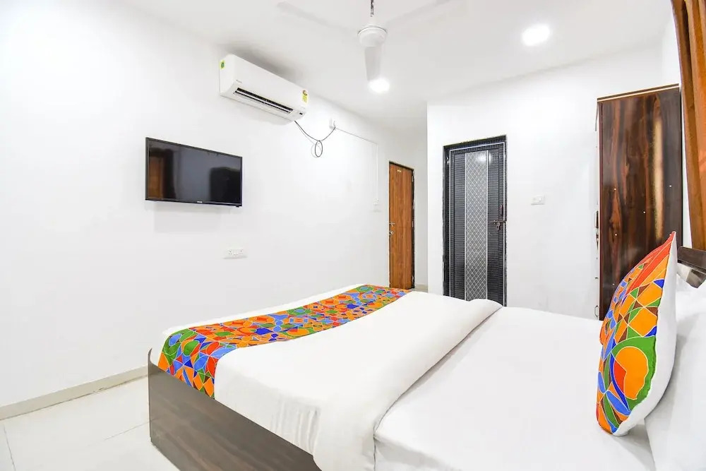 Fabexpress Silver 7 Homes
