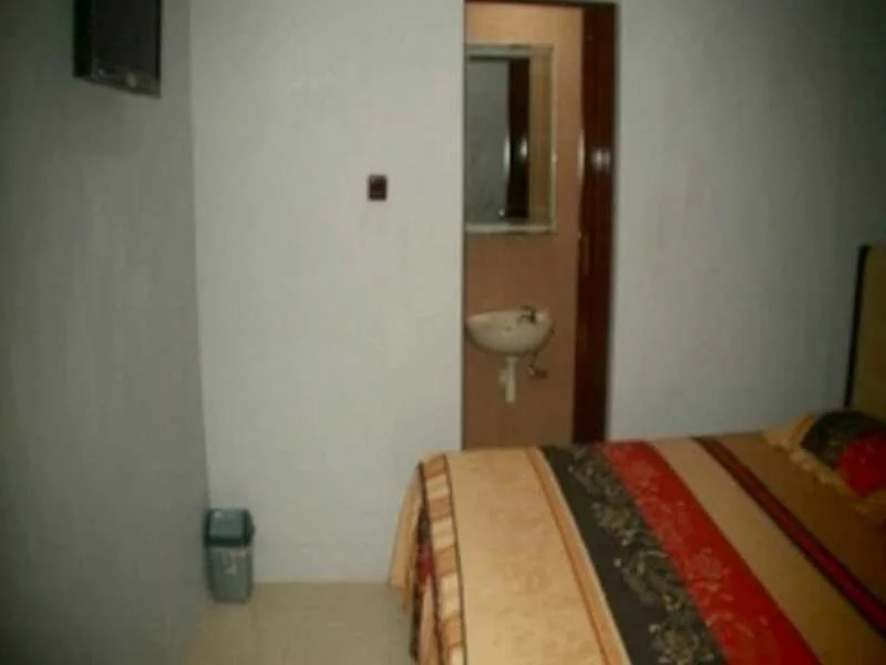 RedDoorz at Wisma Thamrin Suncity Mall Sidoarjo