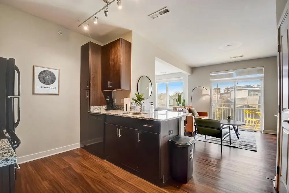 FRONTDESK 531 Virginia Ave Apts Downtown Indianapolis