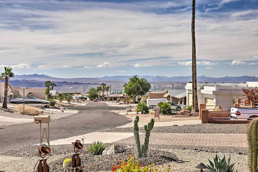 Modern Lake Havasu Retreat: Lake & Mountain Views!