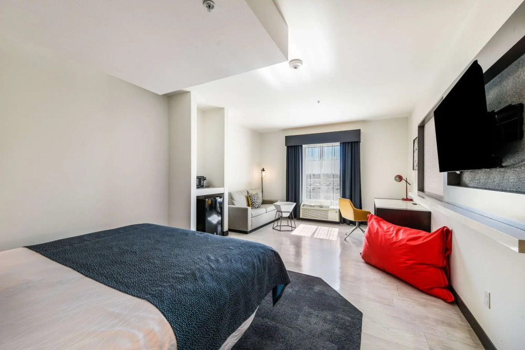 Hy-Lo Hotel