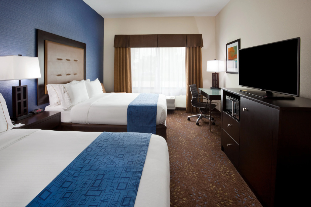 Holiday Inn Express & Suites Davenport by IHG