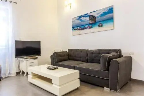 Sunset Beach Apartments