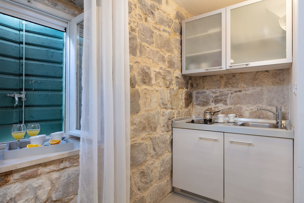 Apartments Vauquer