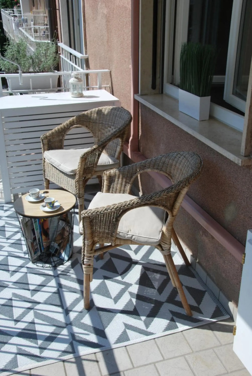 Suite 51 Lago Maggiore Appartamento con balcone a 50 mt dal lago Adults only