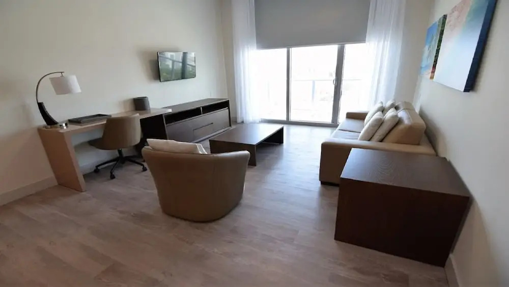 Spectacular 1 Bed Plus Den On To The Amazing Hollywood Beach