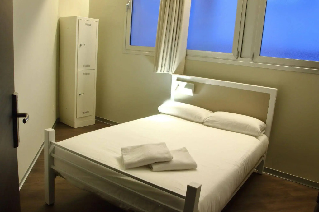 Poshtel Bilbao - Premium Hostel