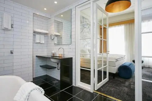Best Western Jorgensens Hotel
