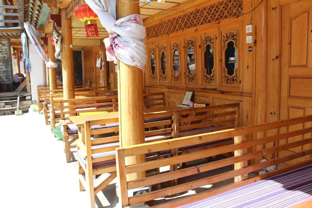 TIBET Guest house 虎跳峡卓玛客栈