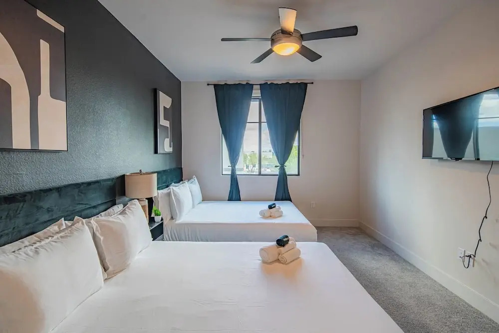 ROVE LIVING/KB - Scottsdale Grand