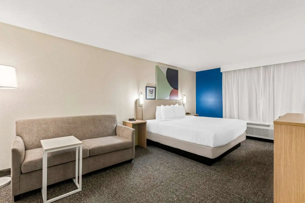 Best Western Plus North Savannah
