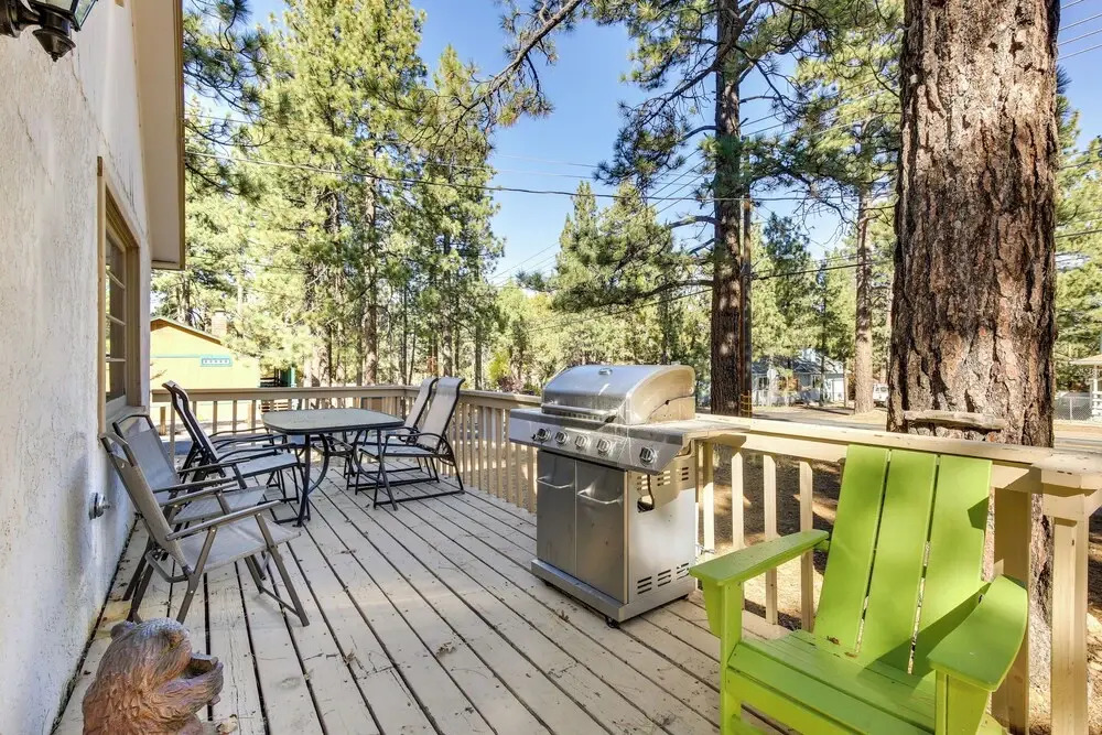 Sugarloaf Vacation Rental ~ 7 Mi to Big Bear Lake!