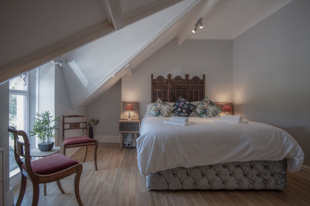 Langland Road - 2 Bedroom Town House