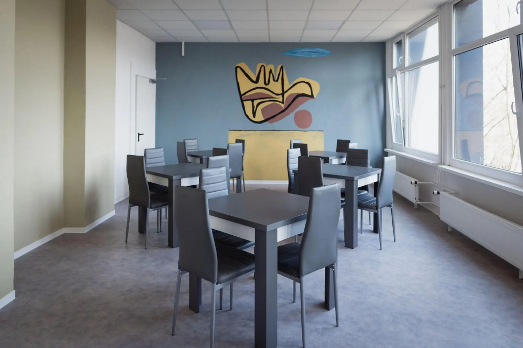 NeoHostel