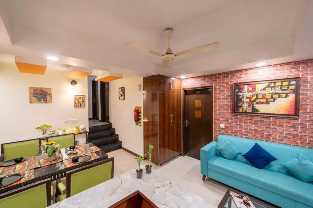 Lime Stays B&B GK-2 at Greater Kailash Metro South Delhi nearby Saket Select City