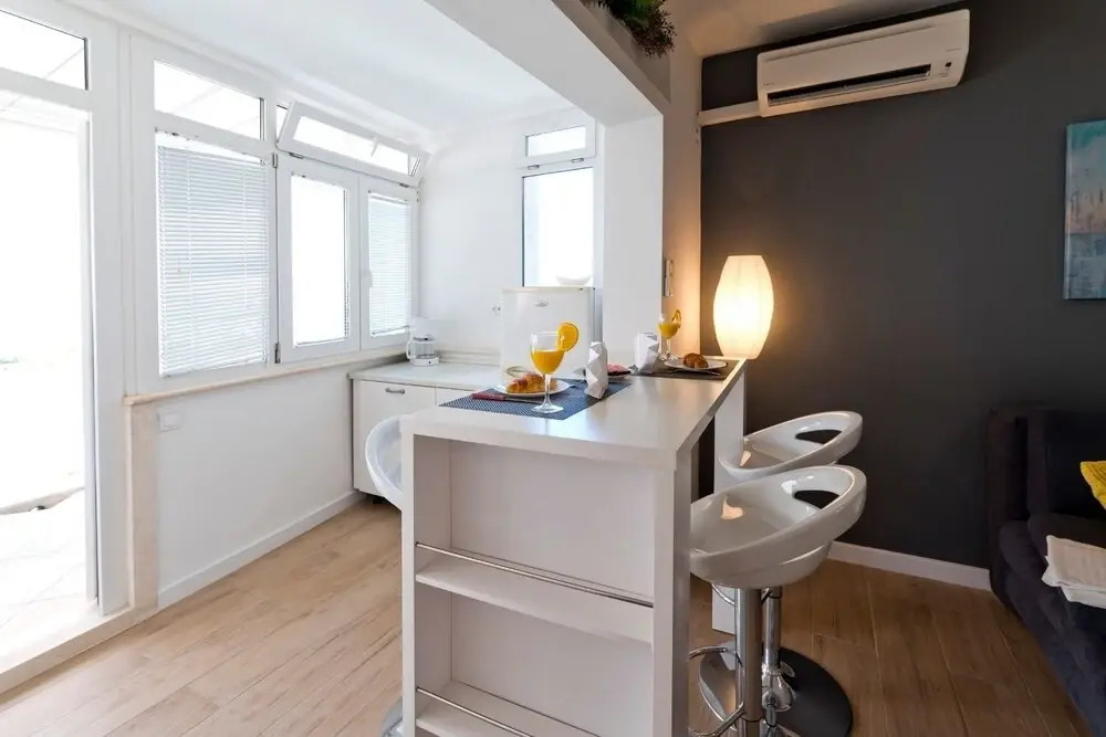 Ina - Modern and Cosy - A1
