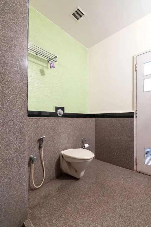 OYO 345 Hotel Red Mount Aquilla