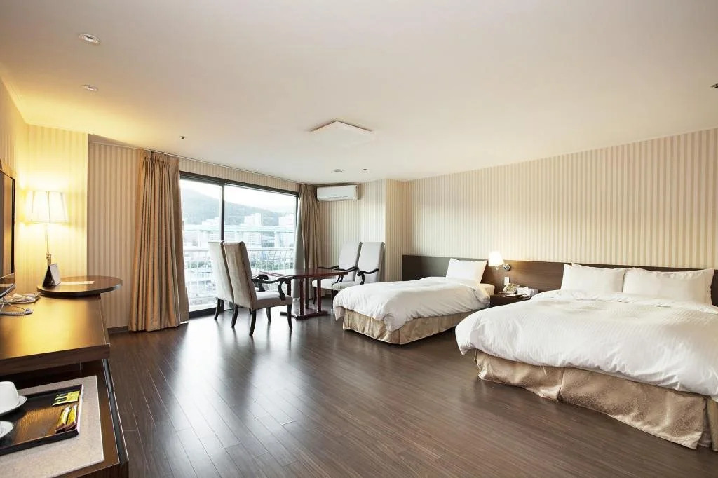 Song Jung Hotel
