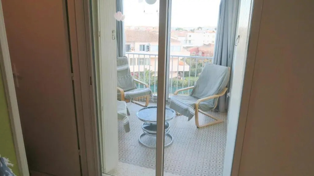 Appartement familial 6 couchages proche centre et plages