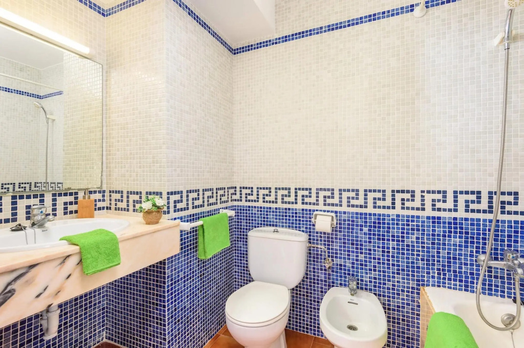 Arena 2 bedroom villa, Cala Blanca