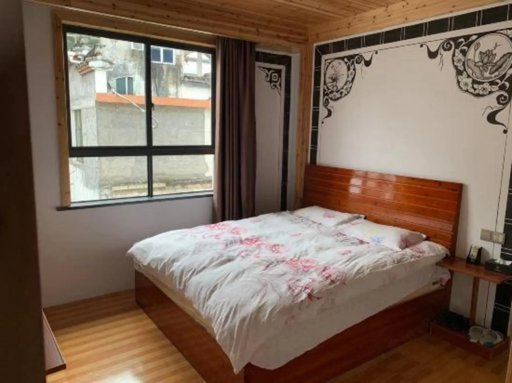 Wuyuan Meihua Hotel