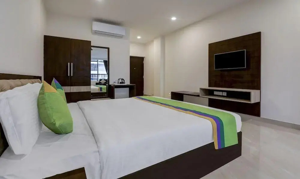 Samit Suites by Treebo