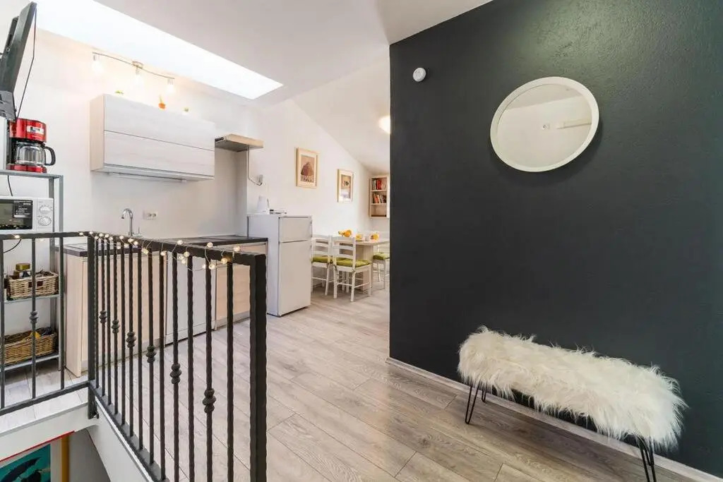 Apartment Mo-mo