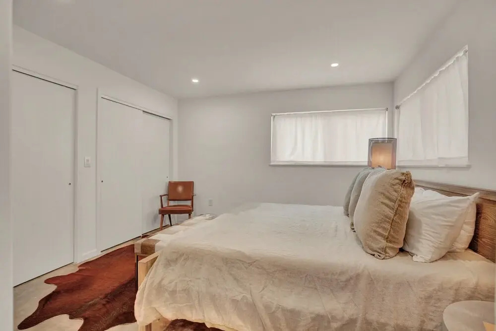 Luxury Home Just 2blcks From Main St!