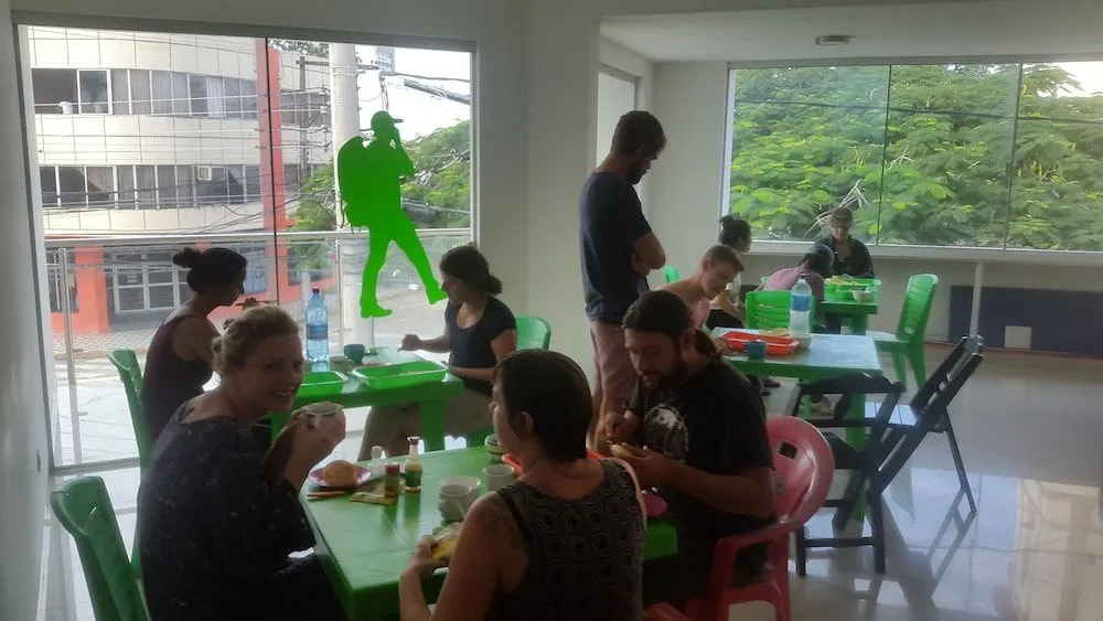 Backpackers Bar&Suites