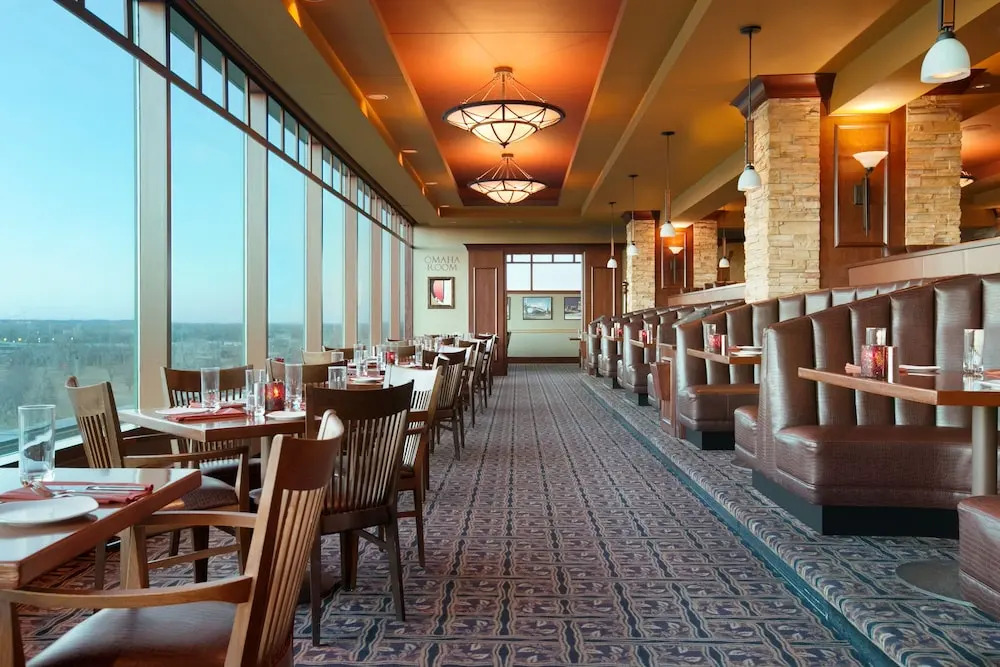 Harrahs Council Bluffs Hotel & Casino - A Caesars Rewards Destination