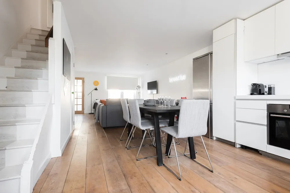 Modern Open Plan Family Living in the Heart Of Central Oxford Jericho