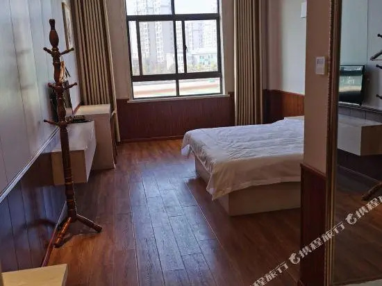 Yuanwei Holiday Hotel
