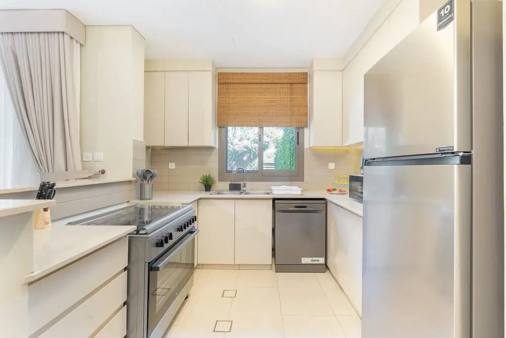 StayShort - Elegant Villa Escape Perfect for Families