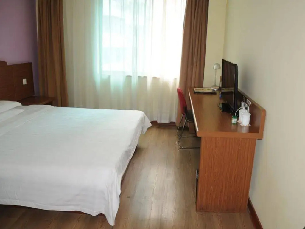 Super 8 Hotel Hangzhou Fengqi Road