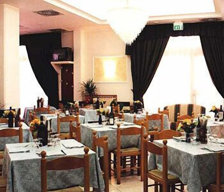 Hotel Paradiso