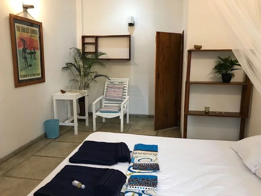 Palms Friendly House