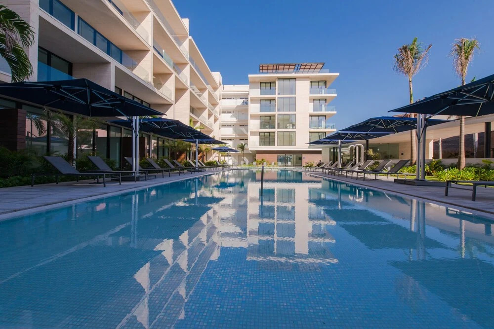 2 Bedroom Apartment Near the Beach